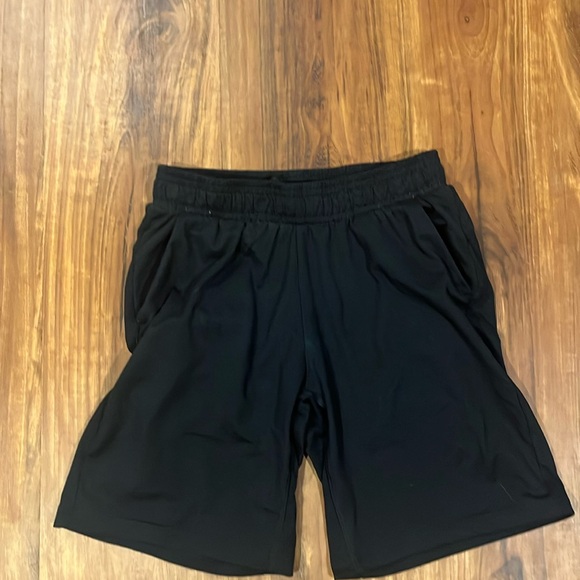 All In Motion shorts - Picture 1 of 3